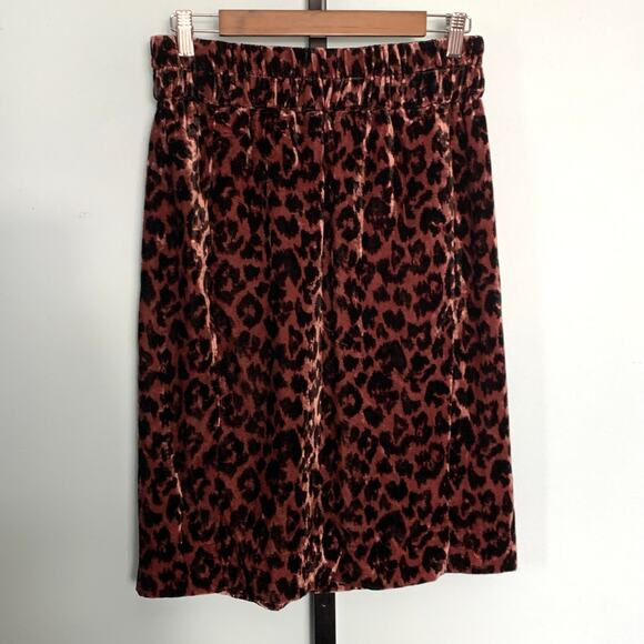 NWT J. Crew Rose Leopard Velvet Skirt Size Small - Picture 3 of 6
